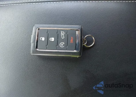 2023 Jeep Grand Cherokee Limited 4X4 from USA, damaged, VIN 1C4RJHBG3PC529402